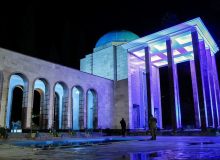 سعدی مکتب شیراز را در عرصه شعر و هنر پایه گذاری کرد