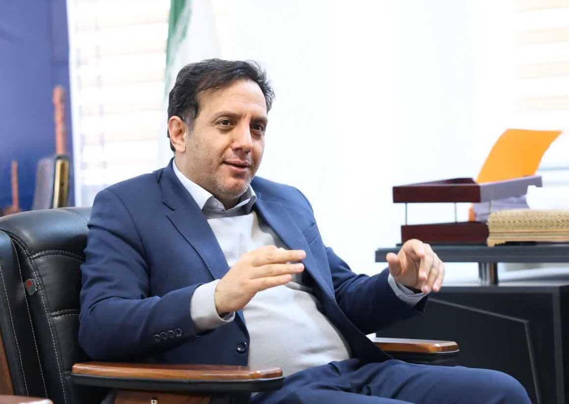 برگزاری کارهای علمی و کاربردی برای دانشجویان مسیر را برای ورود به بازار کار تسهیل می کند