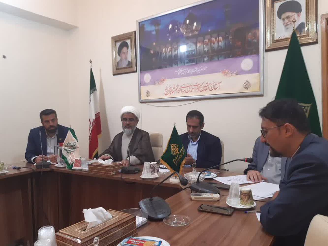 توزیع ۸۰۰۰ محصولات فرهنگی در ایام نوروز در حرم شاهچراغ(ع)