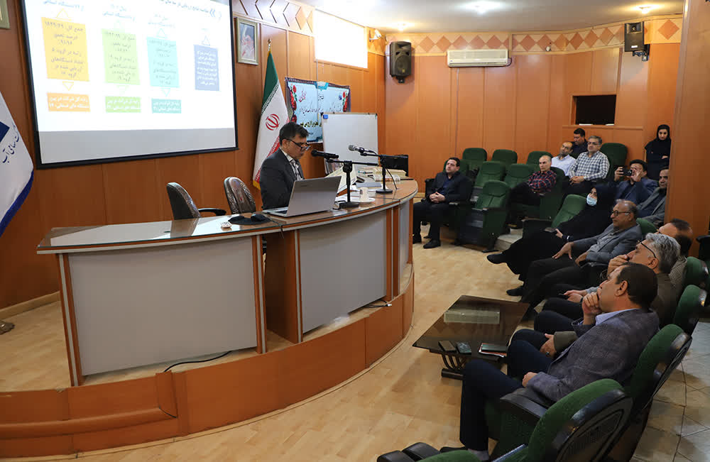 برگزاری جلسه آسیبشناسی نتایج ارزیابی جشنواره شهید رجایی در آب منطقهای فارس