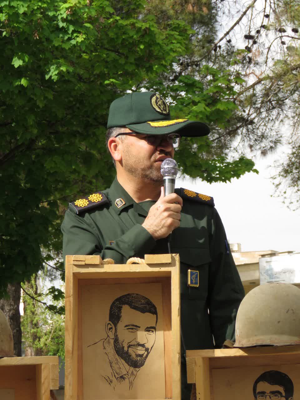 ۳۰دستگاه اتوبوس از منطقه شرق شیراز به مناطق عملیاتی جنوب اعزام شدند