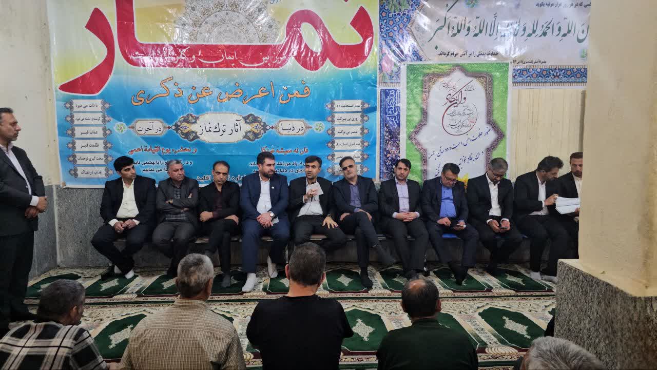 رسیدگی قضایی دادستان کل استان فارس به مسائل و مشکلات قضایی زندانیان در زندان اقلید