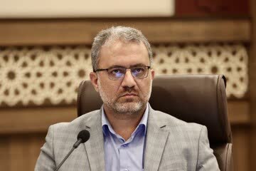 روزانه ۳۰ درصد خودروها در شهر شیراز تخلف می کنند