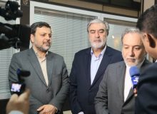 گفتکوی زنده خبری وزیر امور خارجه با شبکه خبر در شیراز