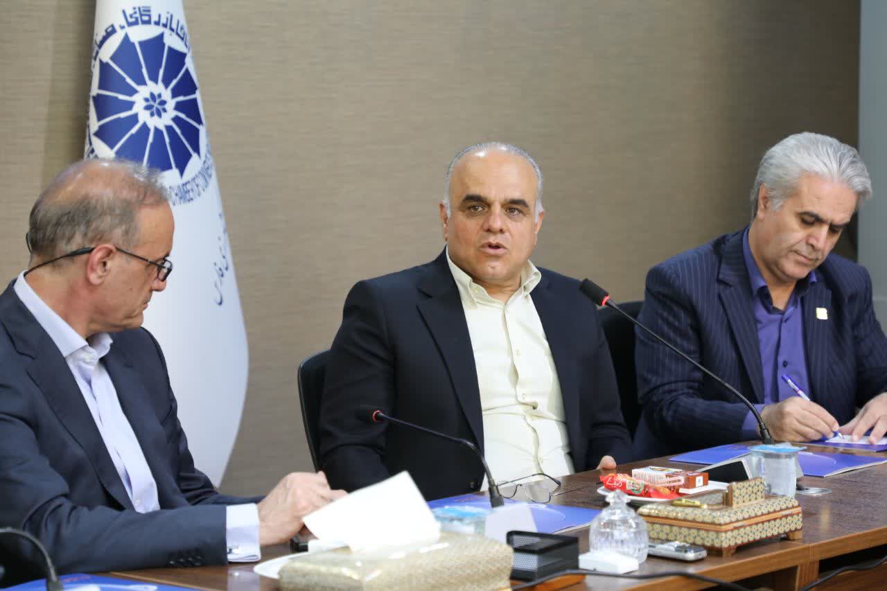 رئیس اتاق بازرگانی فارس خواستار انطباق استانداردهای ملی با نیاز روز و تسهیل فرآیندهای تولید شد