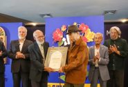 کارهای هنری دریچه تنفسی برای جامعه است