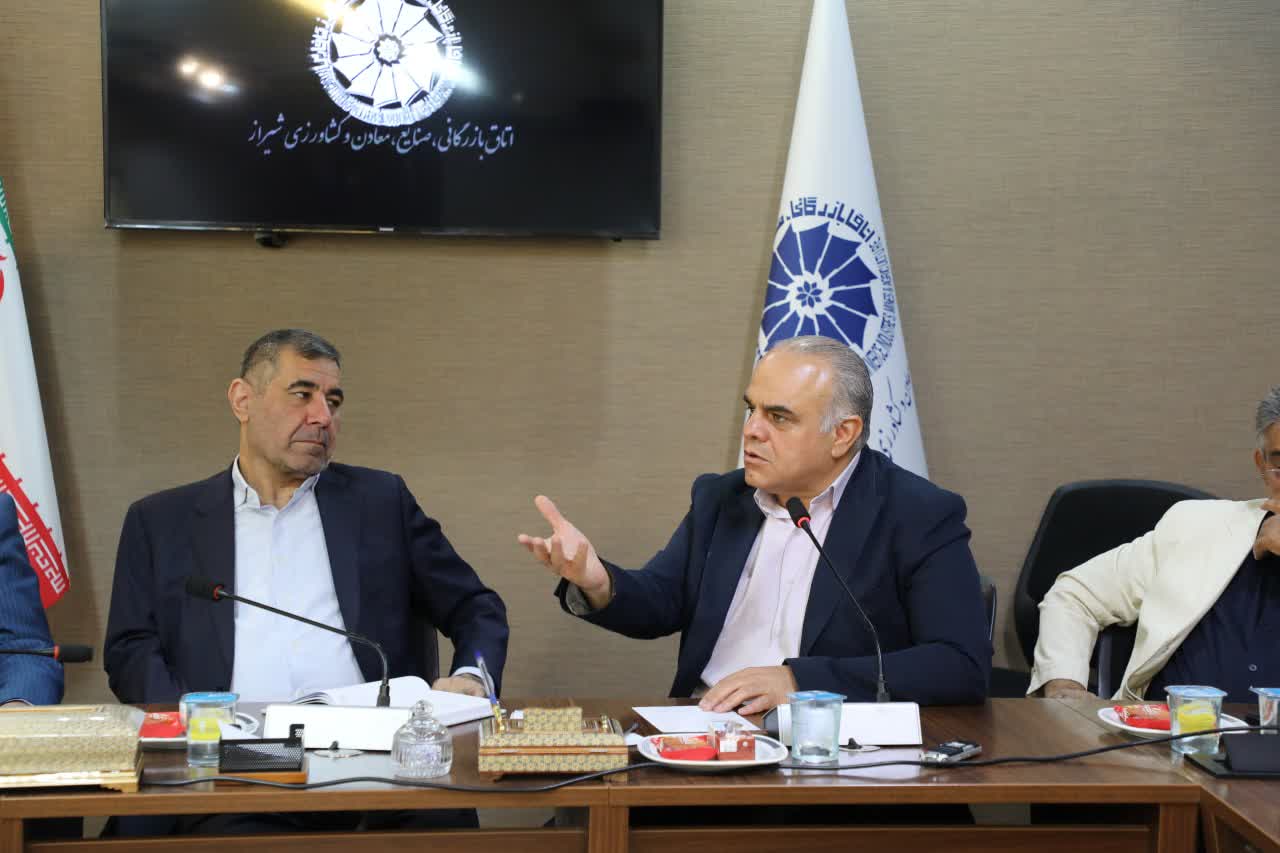 در انتظار دستور رئیس جمهوری برای کوچک سازی دولت و کاهش هزینه ها هستیم