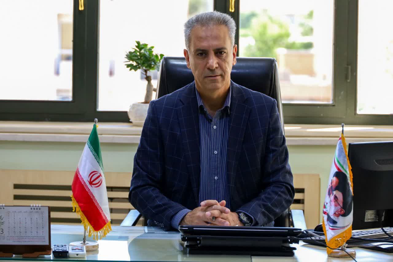 برگزاری مجازی امتحانات داخلی باقی مانده دانش آموزان پایه های دهم و یازدهم در نواحی چهارگانه شیراز و صدرا