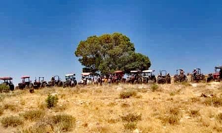 حماسه آفرینی تراکتورداران دشمن زیاری در بزرگترین برنامه آتشبُر مردمی کشور