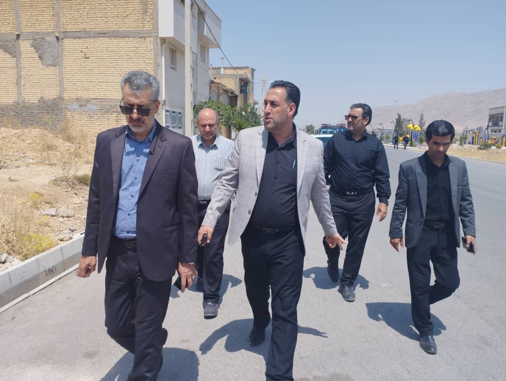 بهرهبرداری هدفمند از ظرفیتهای گردشگری، مذهبی و کشاورزی در شهرستانهای نیریز و استهبان