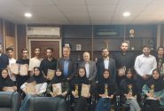 تجلیل مجمع خیرین شهرساز و فرهنگ‌ساز شیراز از نوجوانان نخبه یک مؤسسه مردم‌نهاد
