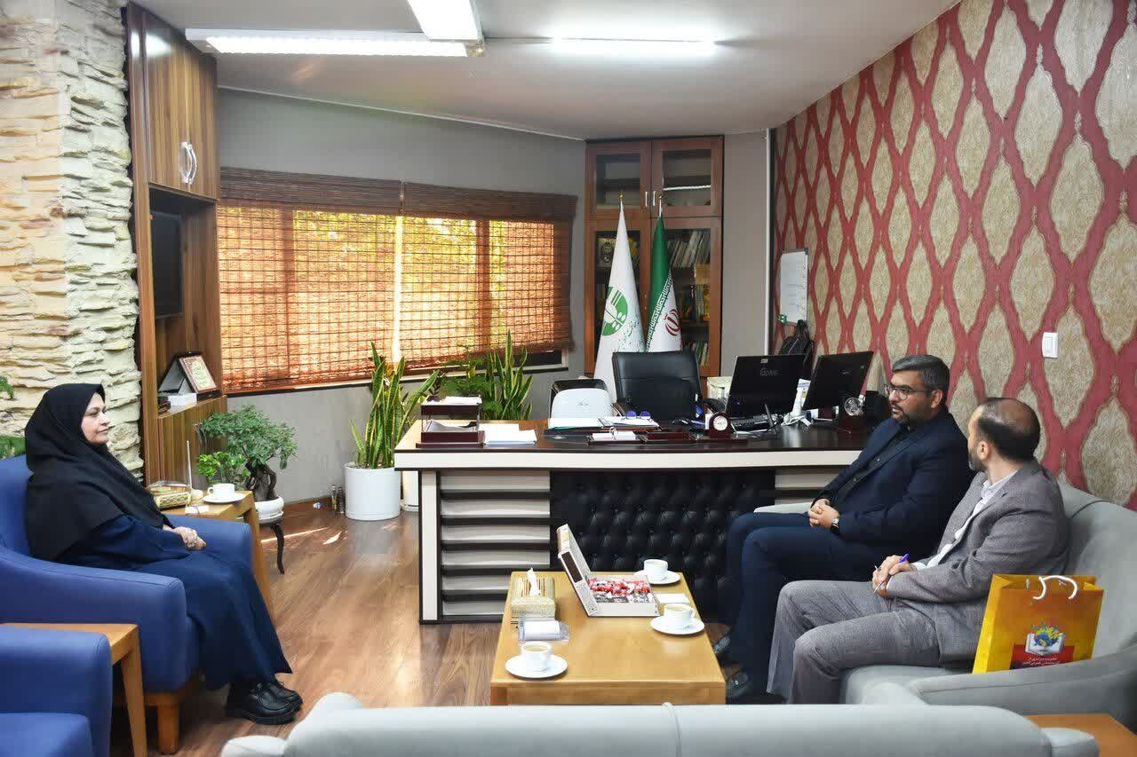 ارتباط سبز کتابخانهها و محیط زیست؛ آغاز یک همکاری راهبردی در فارس