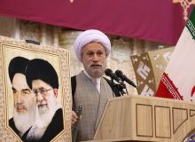 ساخت مدرسه در فارس اولویت فوری است / انتقاد از ساخت ویلا به جای سرمایه‌گذاری تولیدی