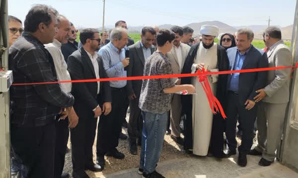 افتتاح کفپوش فضای رو باز در هنرستان کوثر ناحیه سه شیراز