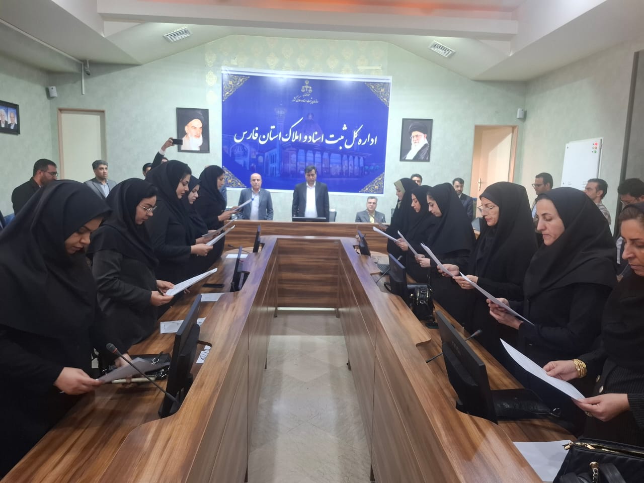 برگزاری مراسم تحلیف سردفتران پذیرفته شده دفاتر اسناد رسمی و ازدواج و طلاق فارس