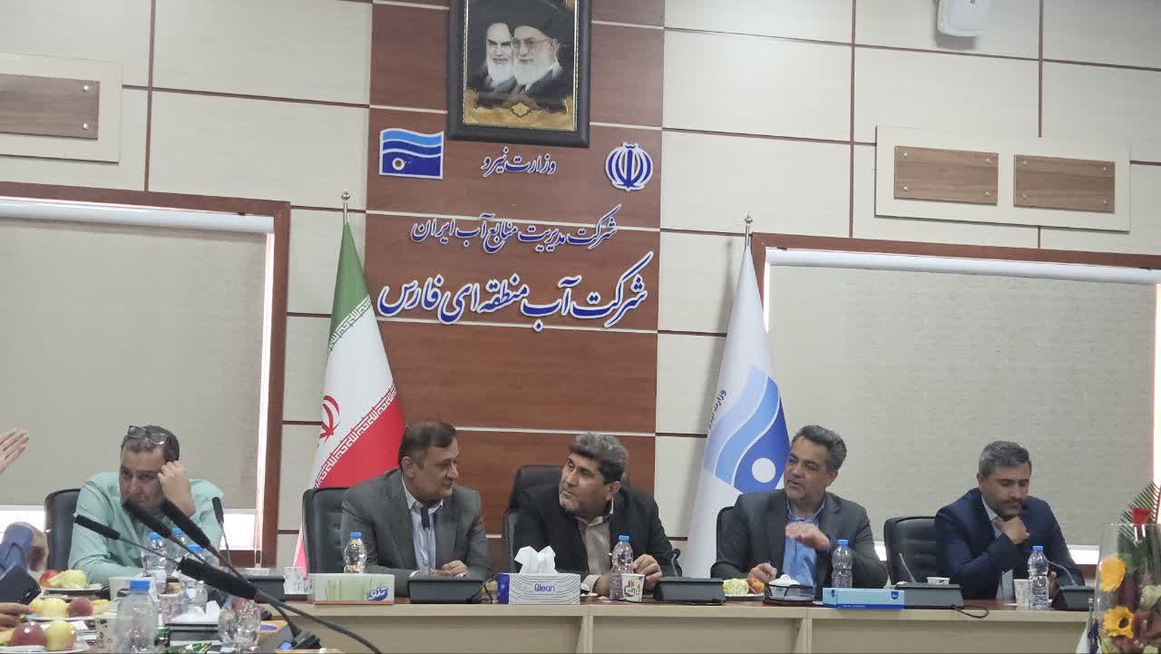 بررسی و رفع مشکلات تامین آب شرب فیروزآباد