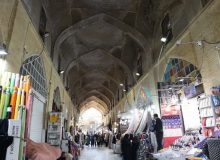 بازارهای تاریخی شیراز باید با اصالت خود حفظ شوند