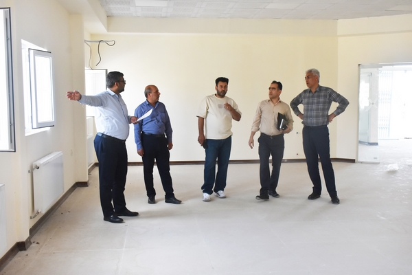 کتابخانه علامه خفری شهر باب انار به مرحله تجهیز رسیده است