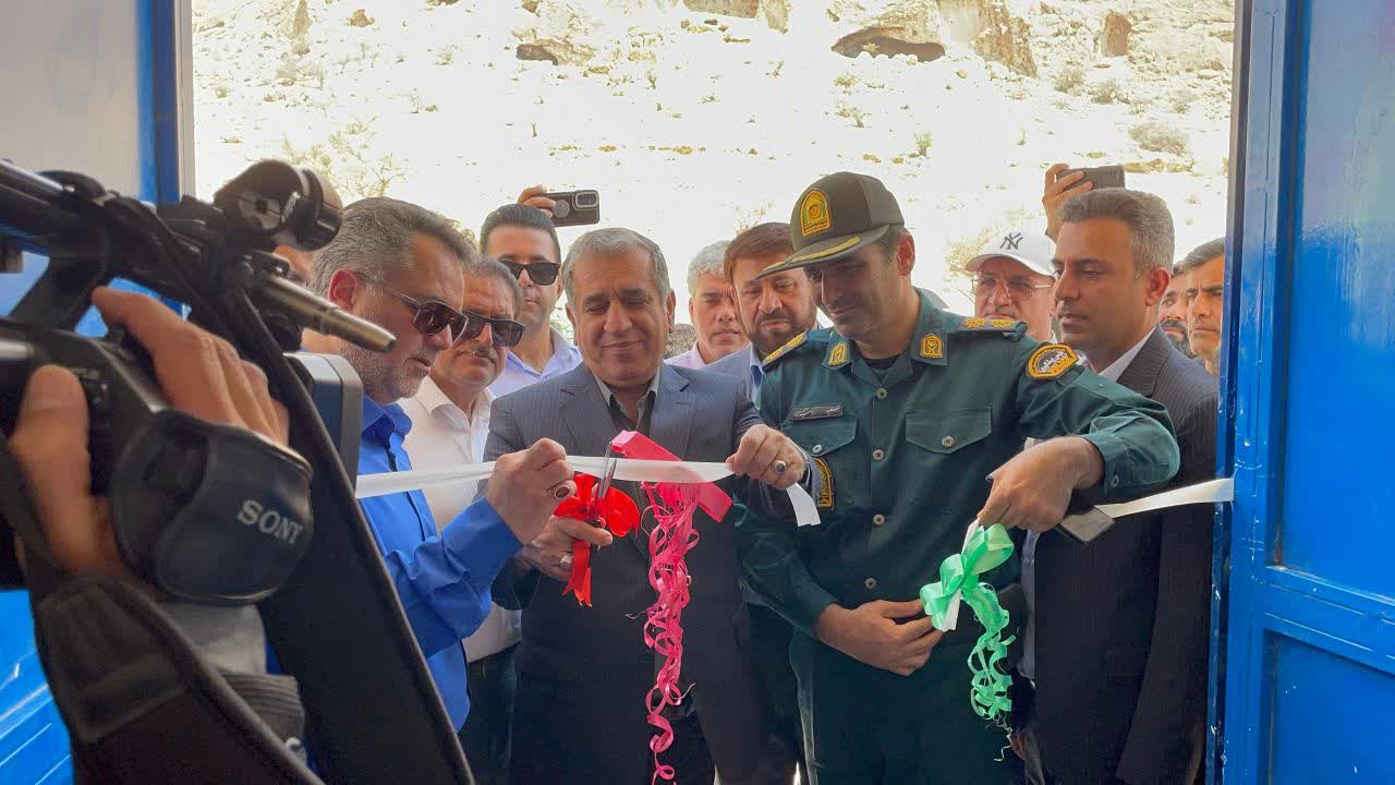 یک طرح آبرسانی روستایی با حضور معاون استاندار فارس در شهرستان جویم به بهرهبرداری رسید