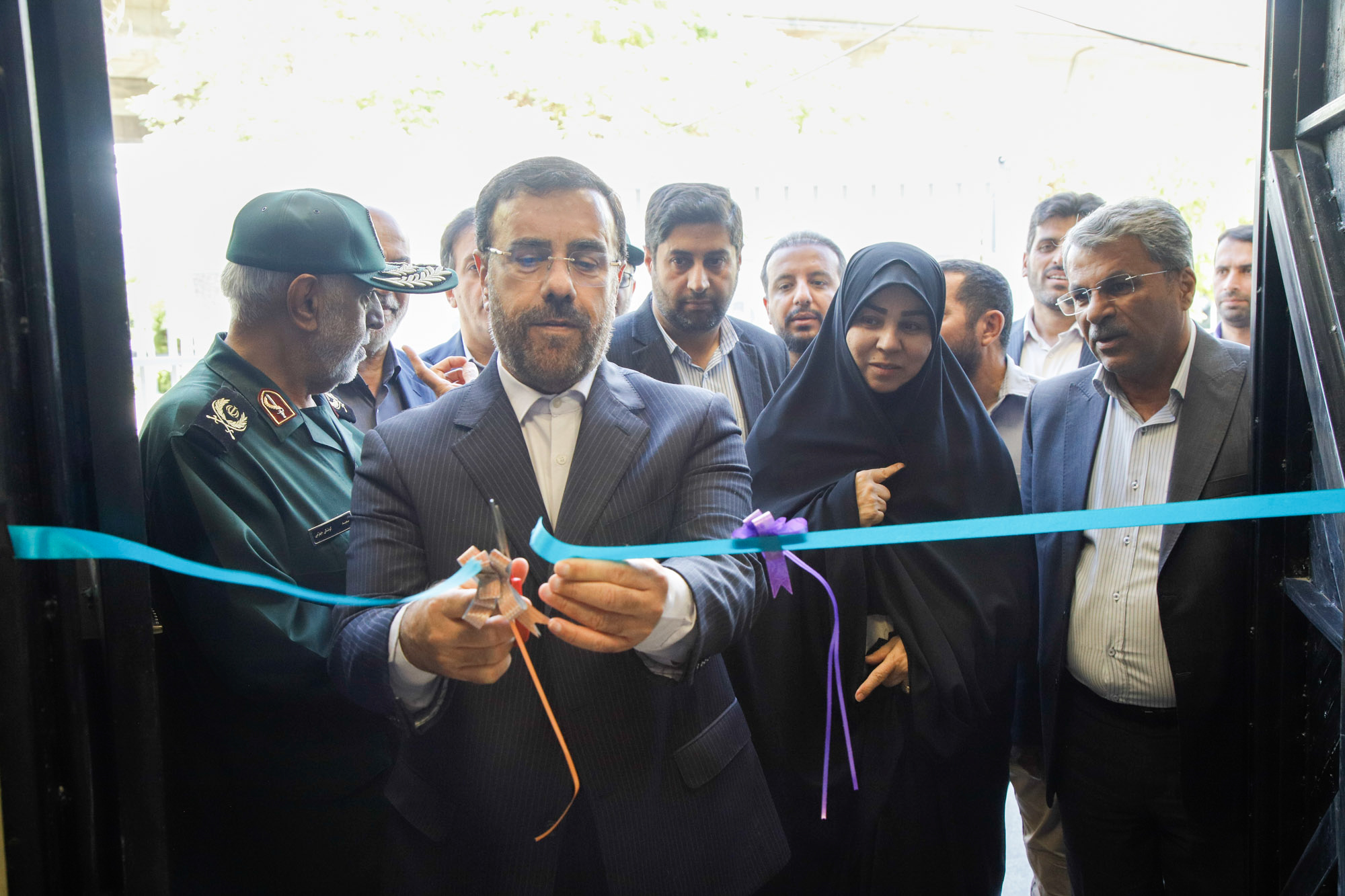 آثار هنری موزه دفاع مقدس شیراز رونمایی و نخستین فرهنگسرای دفاع مقدس و مقاومت استان فارس افتتاح شد