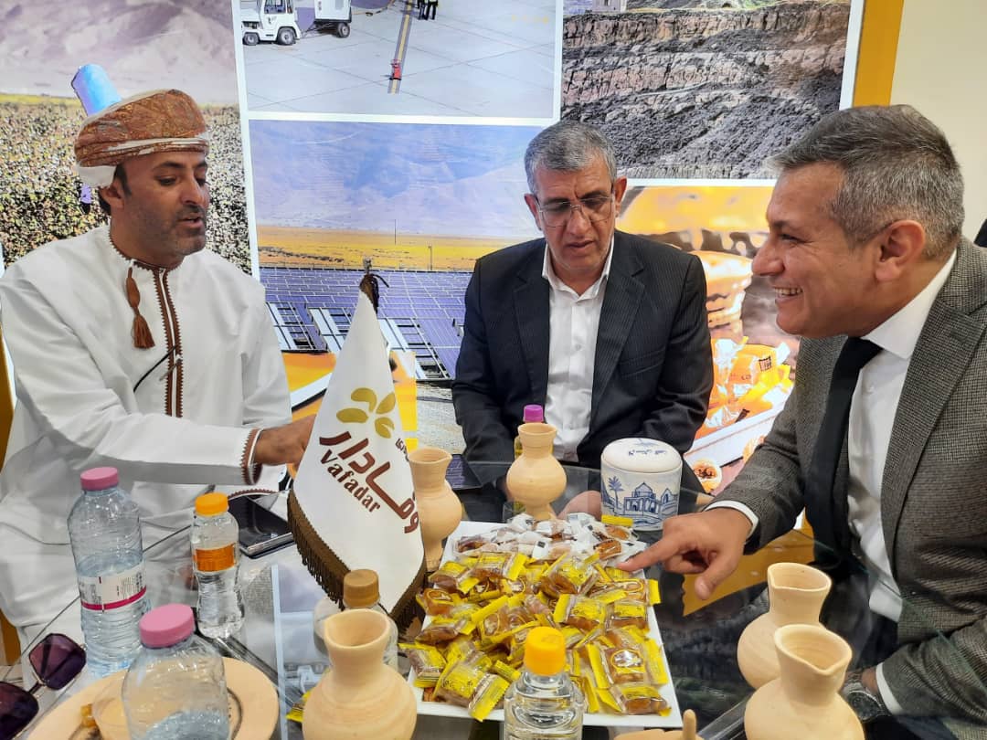 حضور در «شیراز اکسپو ۲۰۲۵» به توسعه لارستان کمک میکند