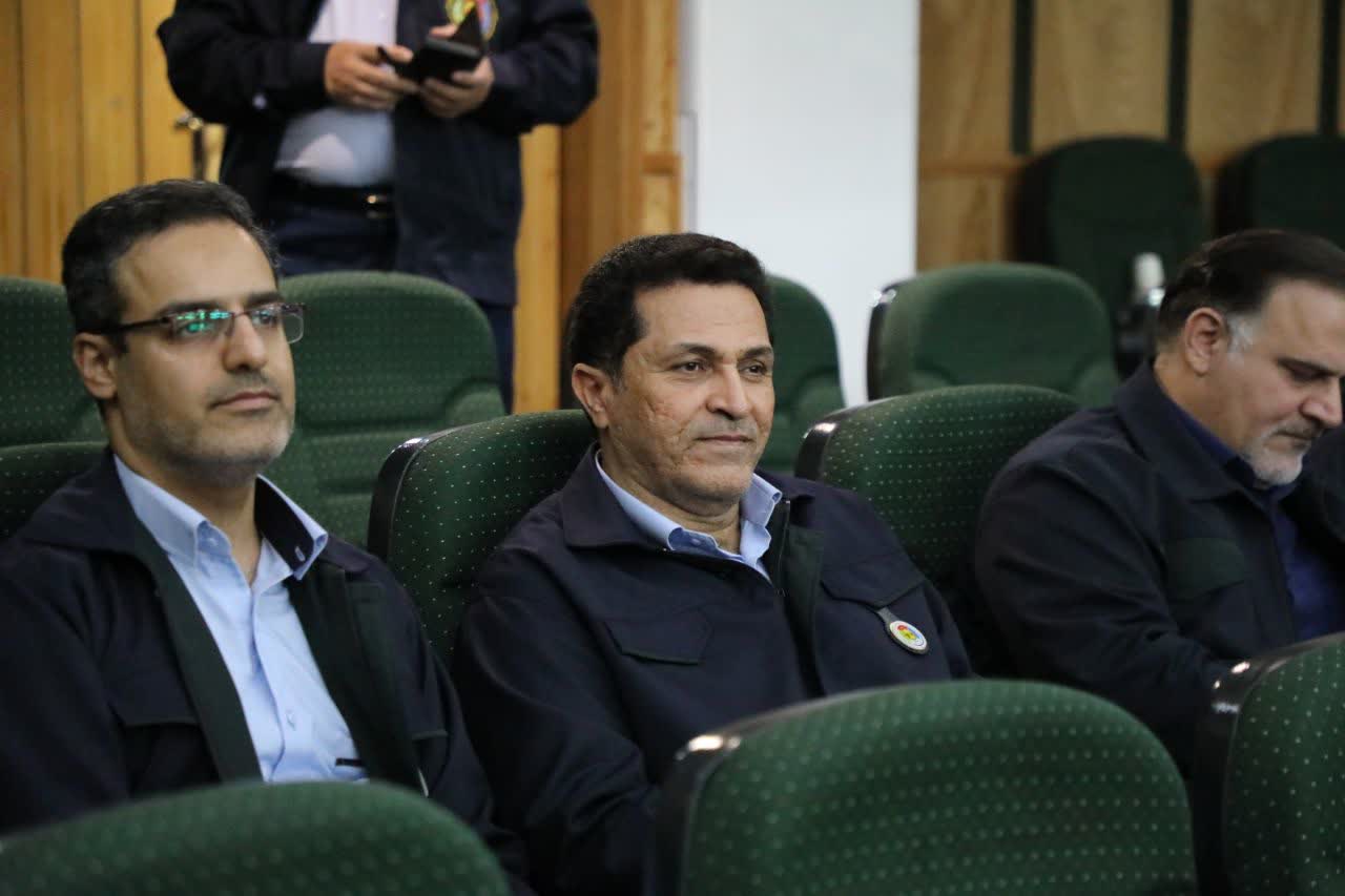 درخشش برق منطقه ای فارس در نخستین همایش بهداشت حرفهای، ایمنی و محیطزیست توانیر