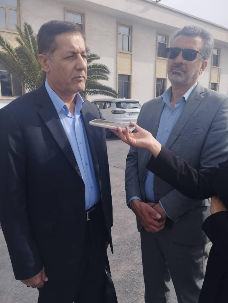 بررسی پروژه‌های اقتصادی و رفع چالش‌های شهری و روستایی