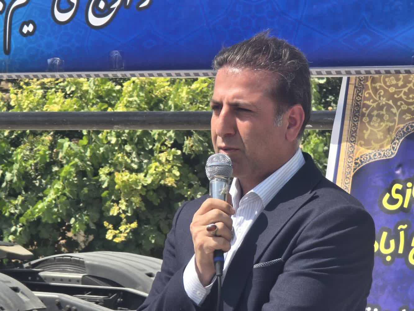 تداوم خدمات عمرانی و ایمن سازی در سطح راههای شهرستان های داراب و زرین دشت