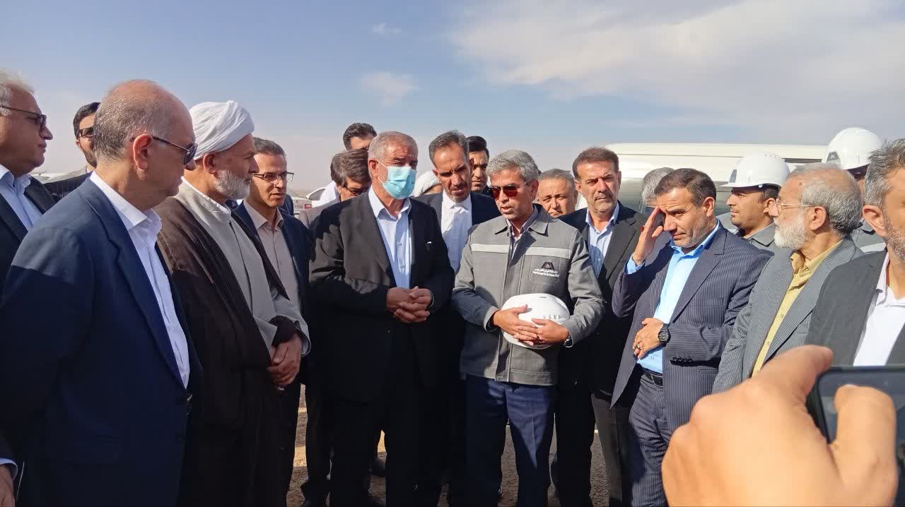 استفاده بهینه از گازهای فلر و پرداخت عوارض آلایندگی باید در دستور کار قرار گیرد