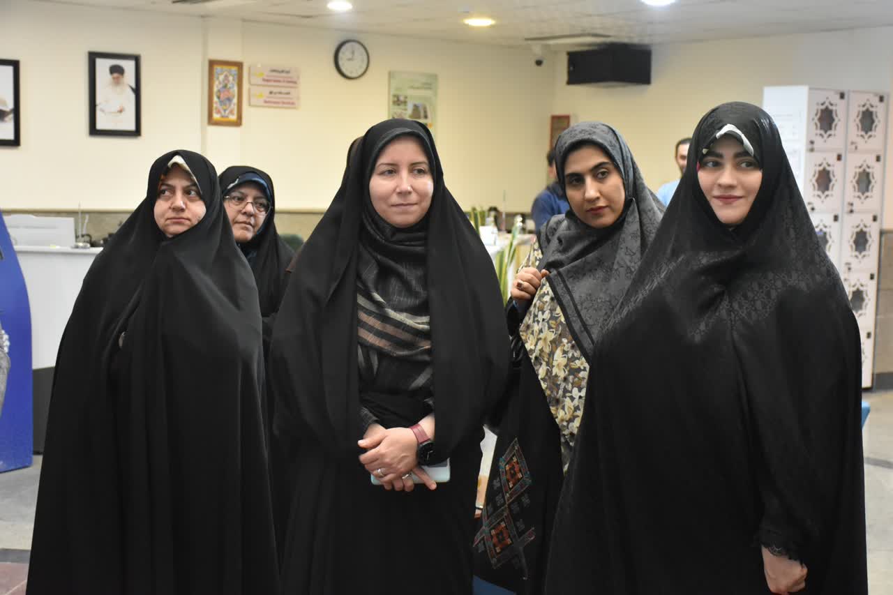 باشندکتابخانههای عمومی میتوانند پایگاه تعامل و همافزایی بیننسلی باشند