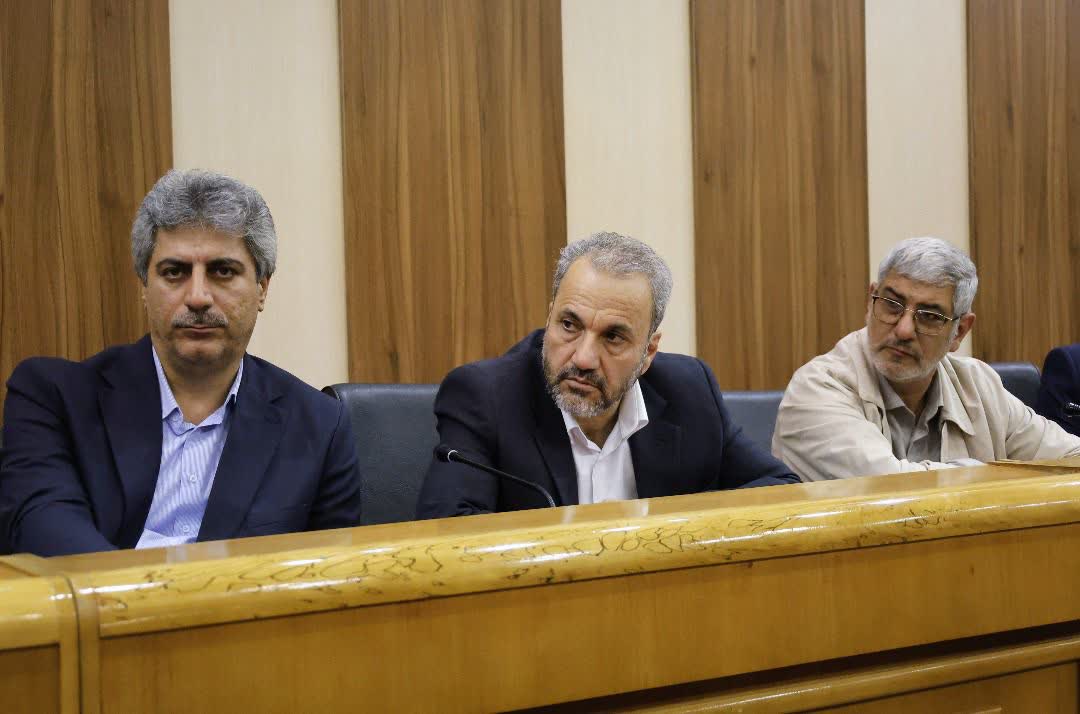 برنامه ریزی جدی برای کاهش جمعیت اتباع غیرمجاز در فارس / عملکرد استان در ساماندهی اتباع خارجی موفق است