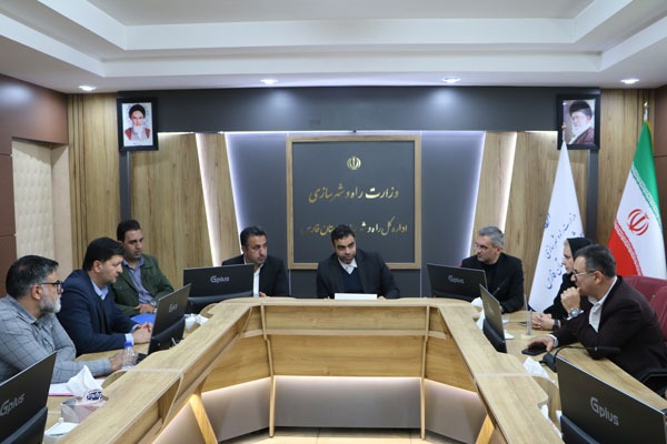 پایش برنامه اجرایی سازمان ملی زمین و مسکن فارس با حضور عضو هیئت‌مدیره در شیراز