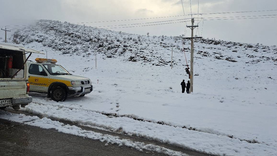 پایداری وضعیت شبکه توزیع نیروی برق فارس با حضور ۱۱۵ گروه عملیاتی