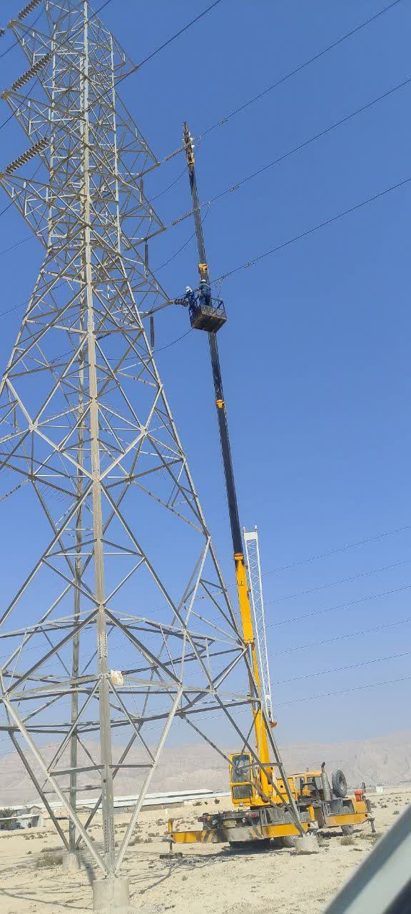 فاز نخست تعویض ۲۲۰ زنجیره مقره در خط ۱۳۲ کیلوولت لامرد-علامرودشت فارس