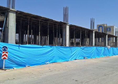 بازگشت پروژه کتابخانه شهر بهمن آباده به مدار اجرا پس از توقف طولانی