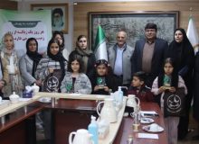 اهدا پنجمین مرحله هدیه به برگزیدگان پویش هر روز یک زباله از روی زمین برمی داریم